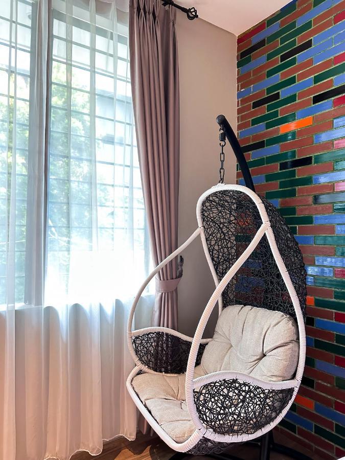 Lugano Arte Homestay Jakarta Buitenkant foto