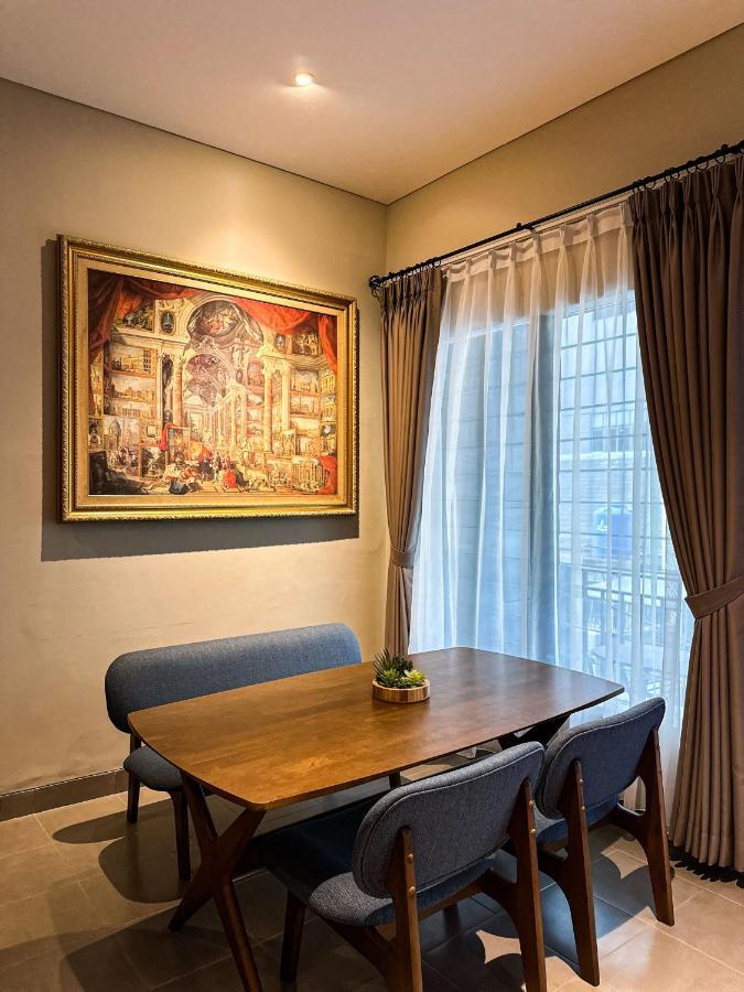 Lugano Arte Homestay Jakarta Buitenkant foto
